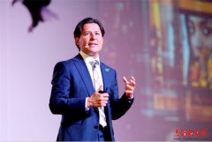 嘉康利罗杰•巴纳特创业