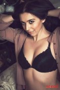  乌克兰美女政客裸照流出 回应“这是艺术” 