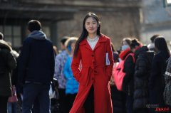 艺考大幕开启 中戏美女云集 