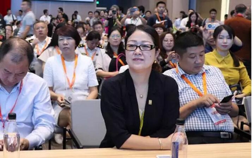 绿之韵董事长胡国安出席中国食品餐饮博览会