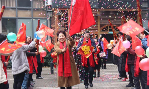 太阳神浙江分公司新春自驾大团拜红遍浙江