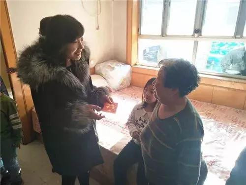 康婷“温暖传递”，用行动践行爱与责任