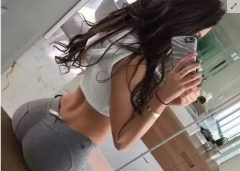  魔鬼身材天使面容 蜜桃臀健身女神走红 