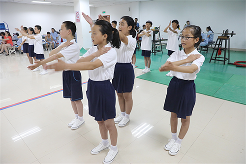 新时代国珍希望小学夏令营：探秘核电科技