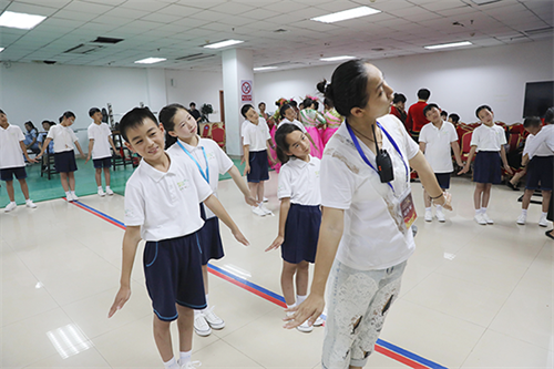 新时代国珍希望小学夏令营：探秘核电科技