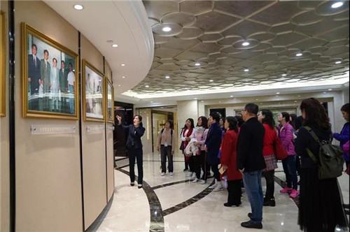 香港新界东西贡将军澳妇女会一行赴金日参观交流