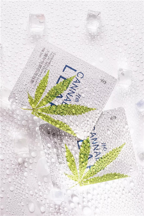 理想聚焦“茶叶+三七+大麻”三棵植物，打造绿色食品牌，共建理想生活