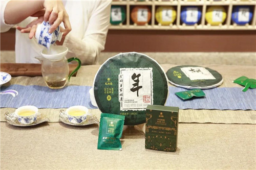 2020龙润百家姓茶首届网络推介会圆满举行！