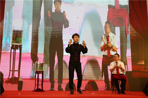 太阳神集团举行32周年庆典