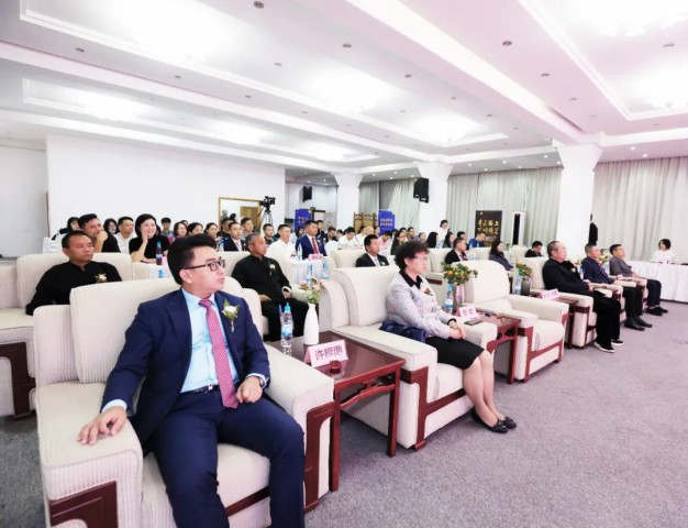 “十五芳华•龙润苍生——龙润茶十五周年品牌峰会”在昆圆满举行
