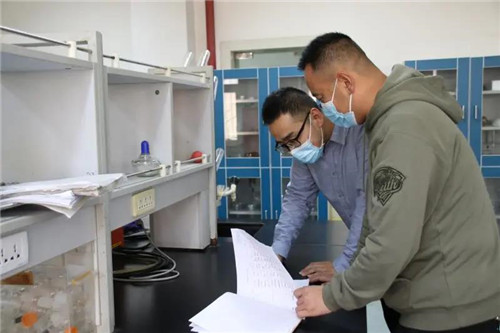 加班加点忙生产，团结拼搏保任务 —来自金诃藏药生产基地报道