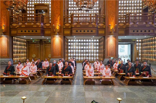 “缅怀先圣 问道天下” 永春堂德和举办祭孔大典